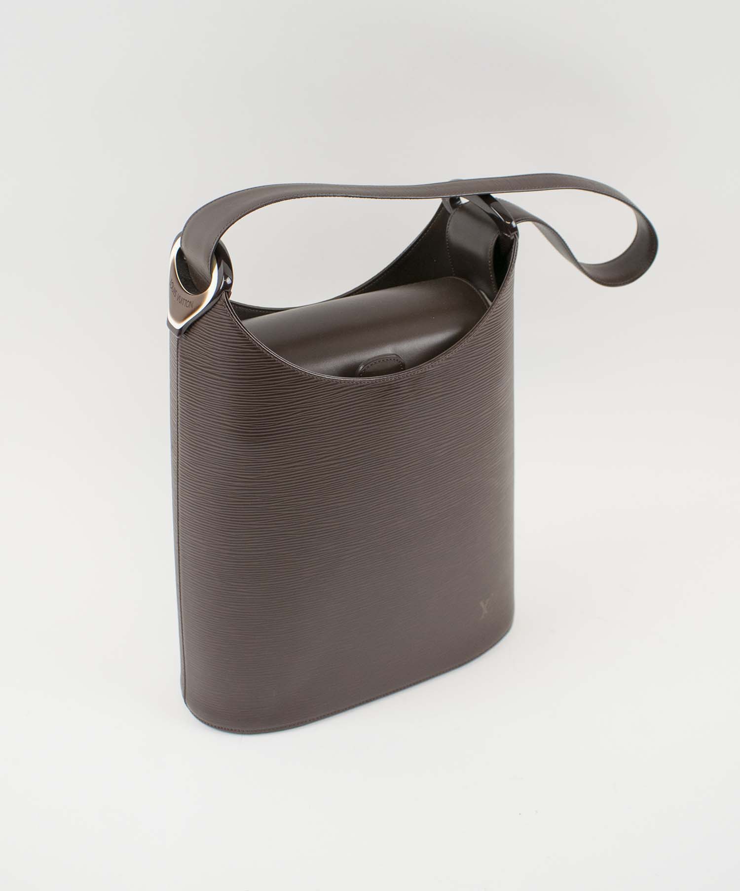 Louis Vuitton, Bags, Louis Vuitton Sac Verseau Tote Grey Epi Leather