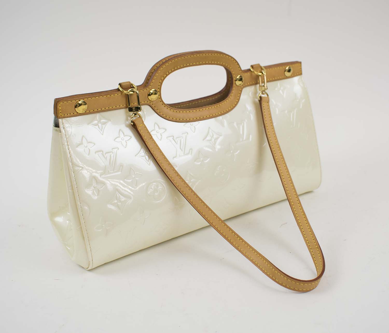 Louis Vuitton Vintage - Vernis Roxbury Drive Bag - White Ivory
