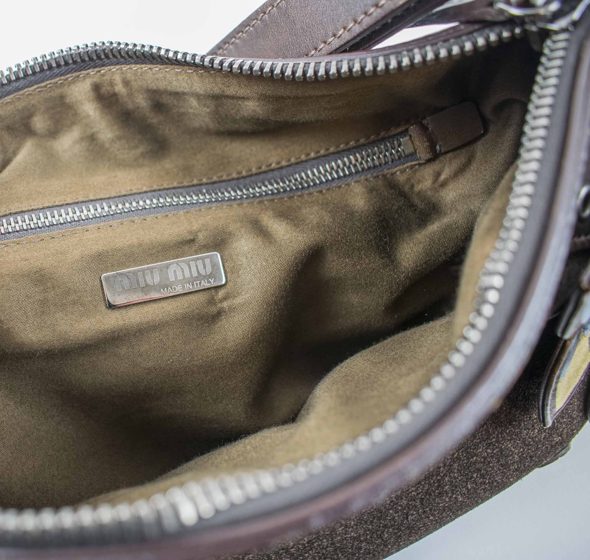 Miu Miu Dark Brown Leather Silver Hardware Flower Application Shoulder Bag Bag