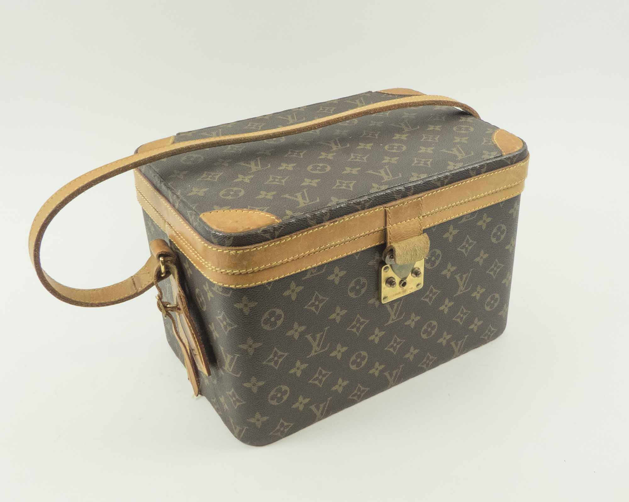 Vanity leather handbag Louis Vuitton Multicolour in Leather - 31162731