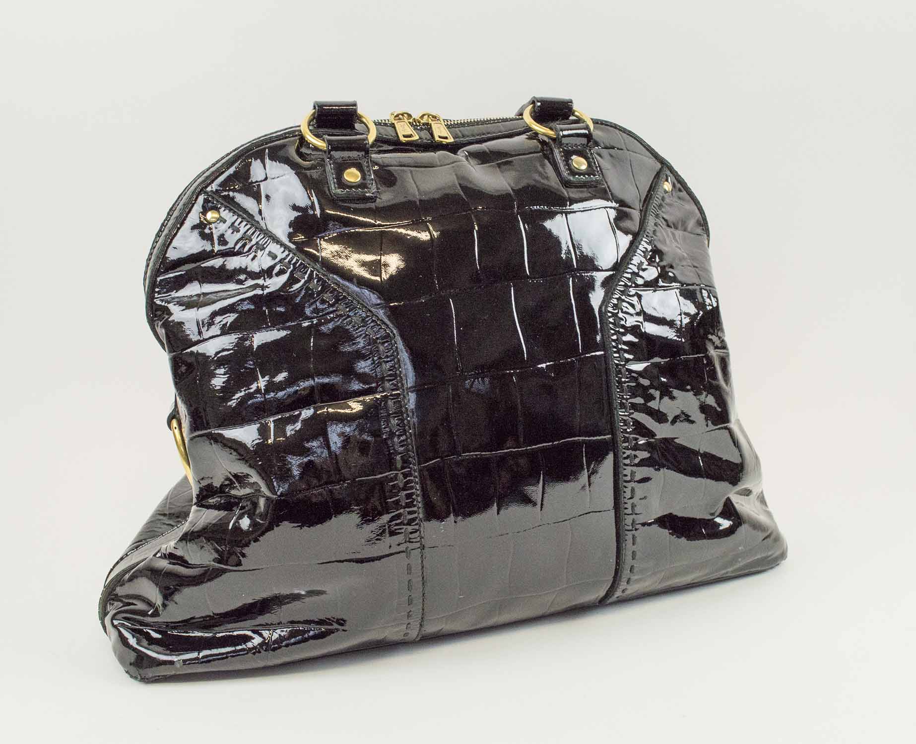 YVES SAINT LAURENT MUSE BAG, black patent leather with zip top 