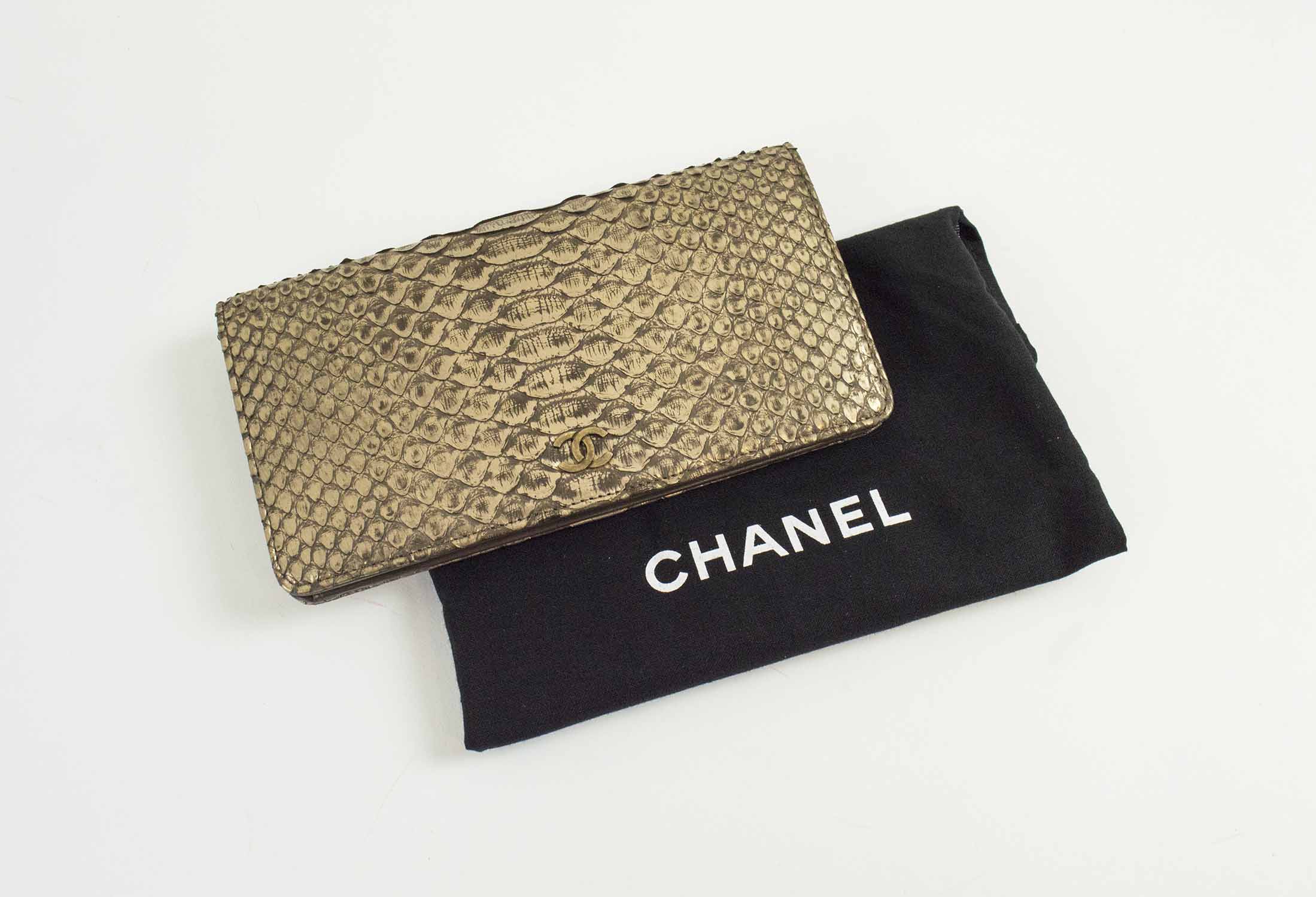 Vintage Chanel P CC N.Y. Zip Around Wallet!