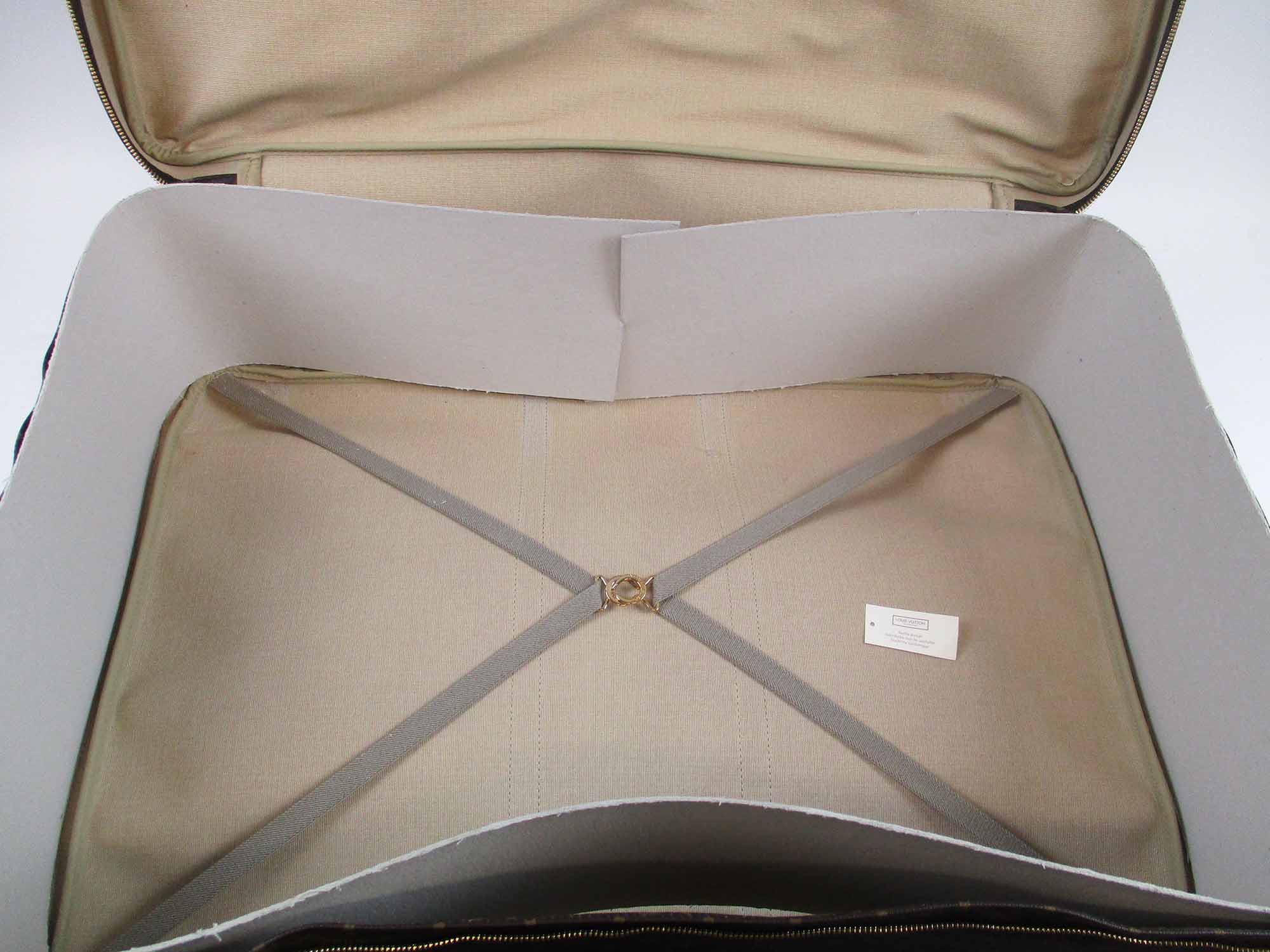 Louis Vuitton Monogram Sirius 70 Soft Suitcase Luggage 87lk513sW, Women's, Size: One Size