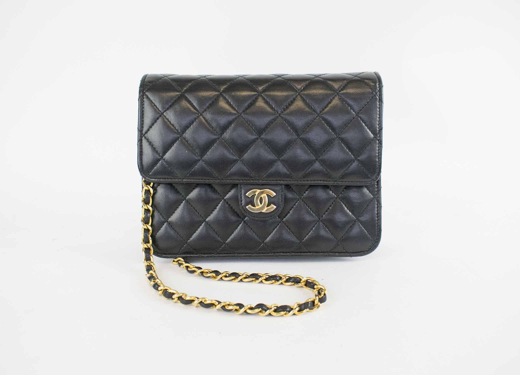 CHANEL VINTAGE CLUTCH/CROSSBODY BAG, iconic diamond quilted