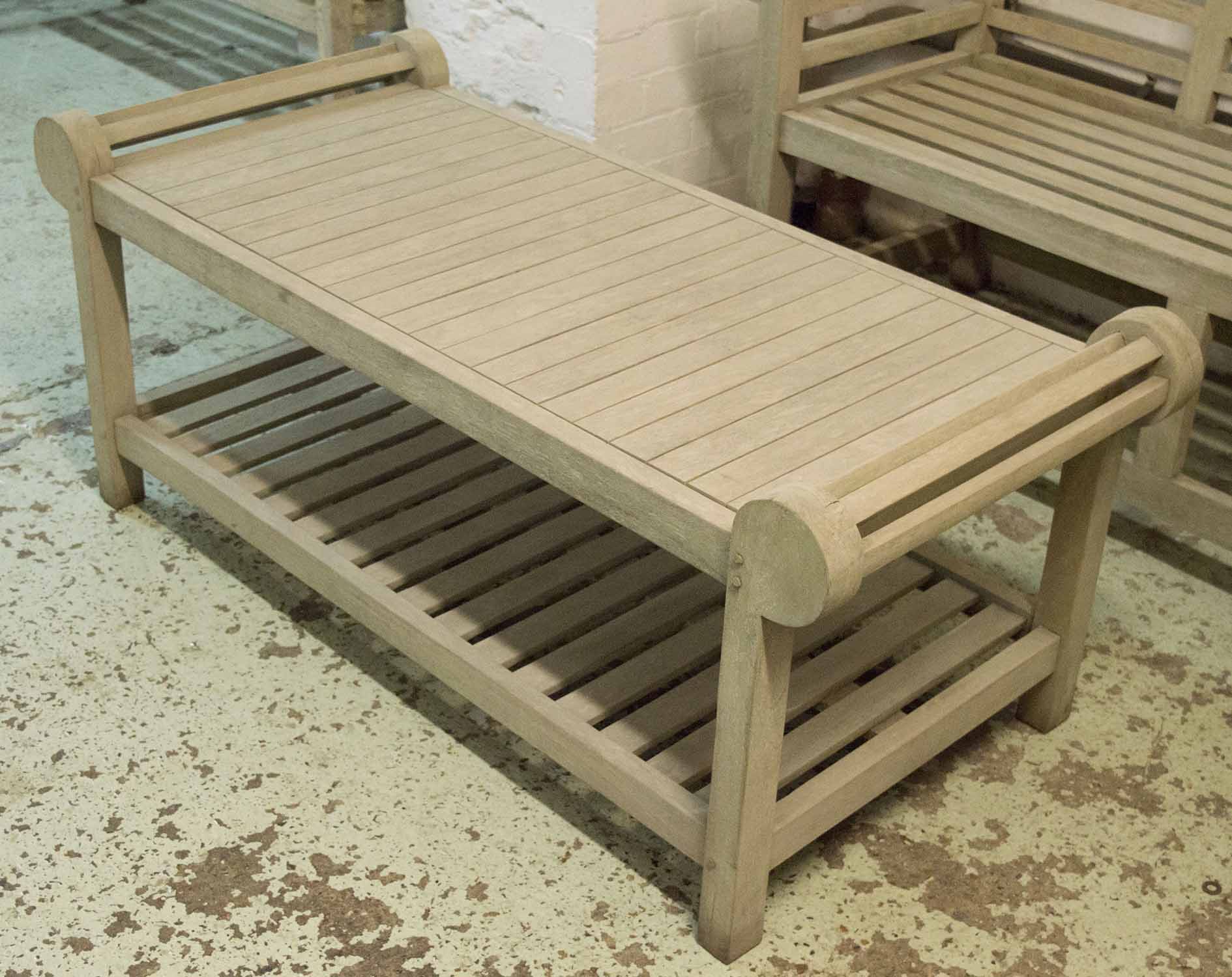 LUTYENS STYLE GARDEN BENCH AND TABLE, after a design by 